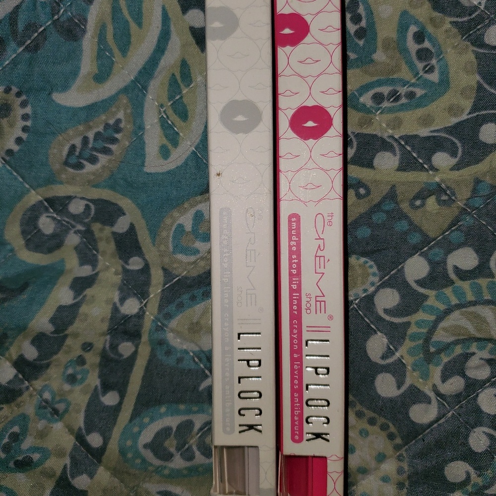 Creme shop- smudge stop lip liner duo.